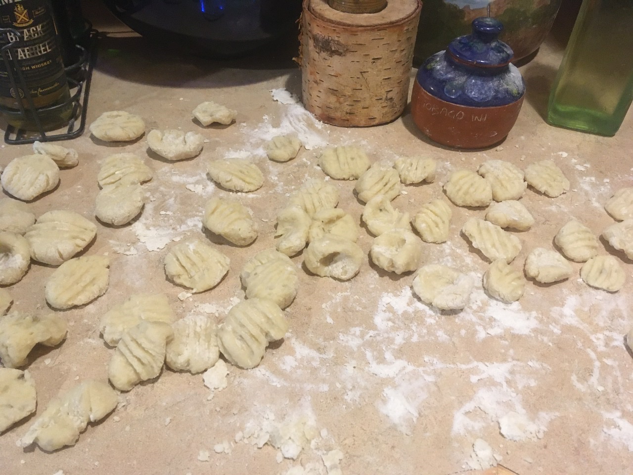 E2DB8F60-FB71-47B7-A587-2C826CD66964