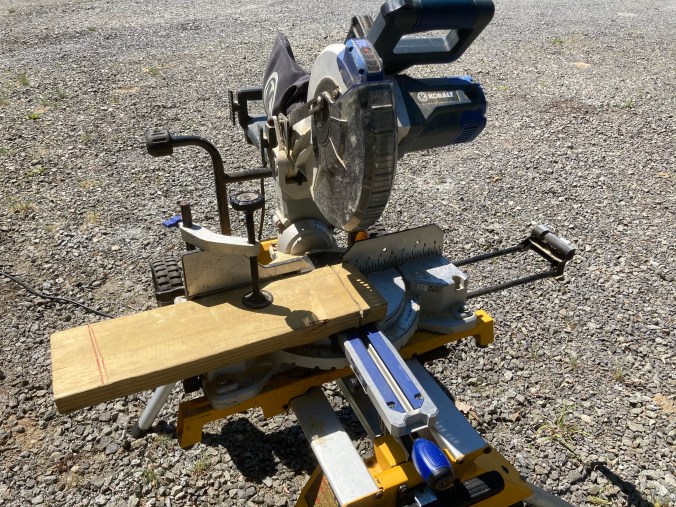 81A558AF-C720-4BB2-A3F6-40996192C1EA